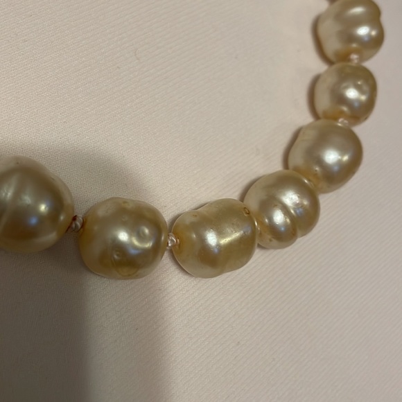 Chanel vintage 80s Faux pearl necklace - Picture 9 of 9